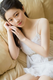 初婚全集免费播放